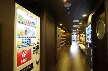 Capsule Hotel B&S Ecocube Shinsaibashi Osaka 0*,  Japón