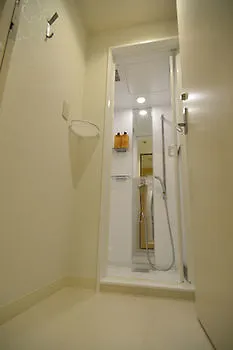 Contactos de Capsule Hotel B&S Ecocube Shinsaibashi